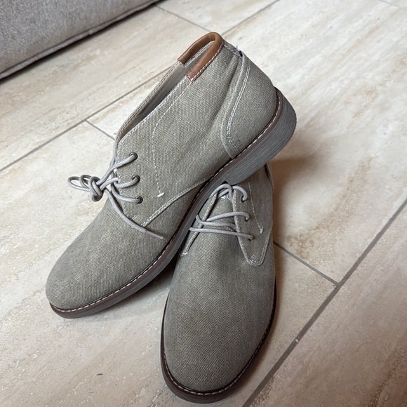 Izod Oxfords Boots - Picture 4 of 6